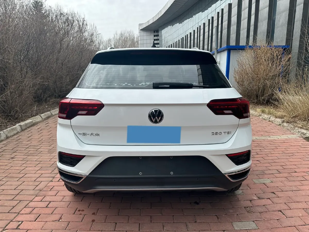 2021 Volkswagen T-Roc 1.4T 150HP L4 7DCT,autocango,china used car exporter,china ev exporter,chinese used car exporter,chinese used ev exporter
