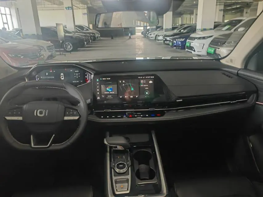 2024 ChangAn QiYuan Q05 Classic 1.5L 110HP L4 E-CVT PHEV 18.4KWH,autocango,china used car exporter,china ev exporter,chinese used car exporter,chinese used ev exporter