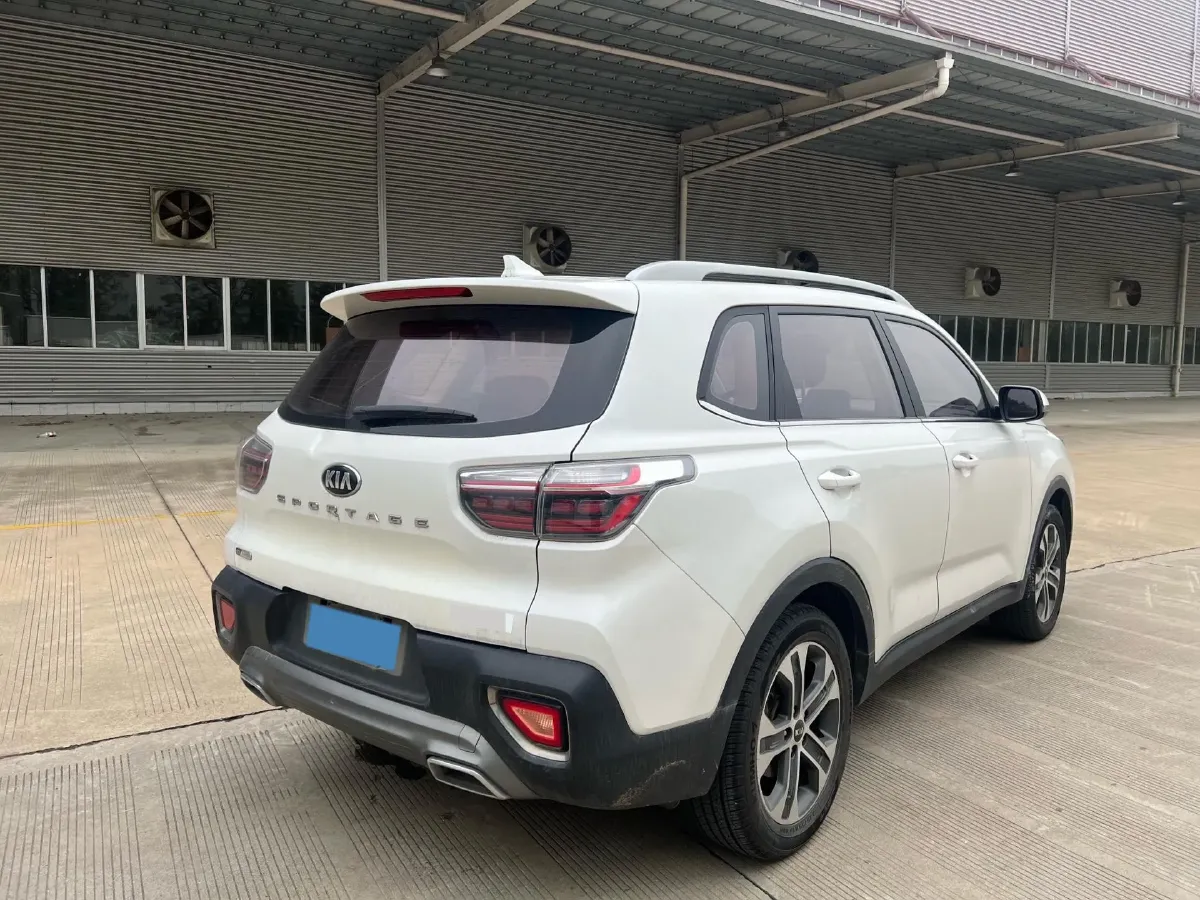 2018 Kia Sportage R 2.0L 160HP L4 6AT,autocango,china used car exporter,china ev exporter,chinese used car exporter,chinese used ev exporter