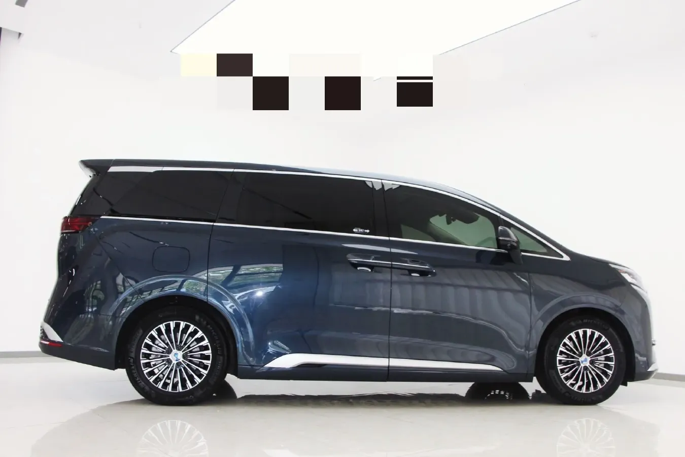 2024 Denza D9 BEV 103.36KWH,autocango,china used car exporter,china ev exporter,chinese used car exporter,chinese used ev exporter