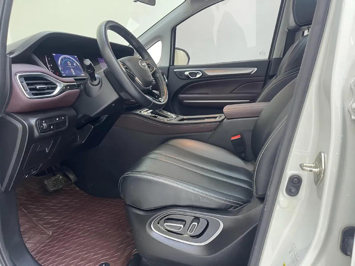 2021 GAC Trumpchi M6 1.5T 169HP L4 7DCT,autocango,china used car exporter,china ev exporter,chinese used car exporter,chinese used ev exporter