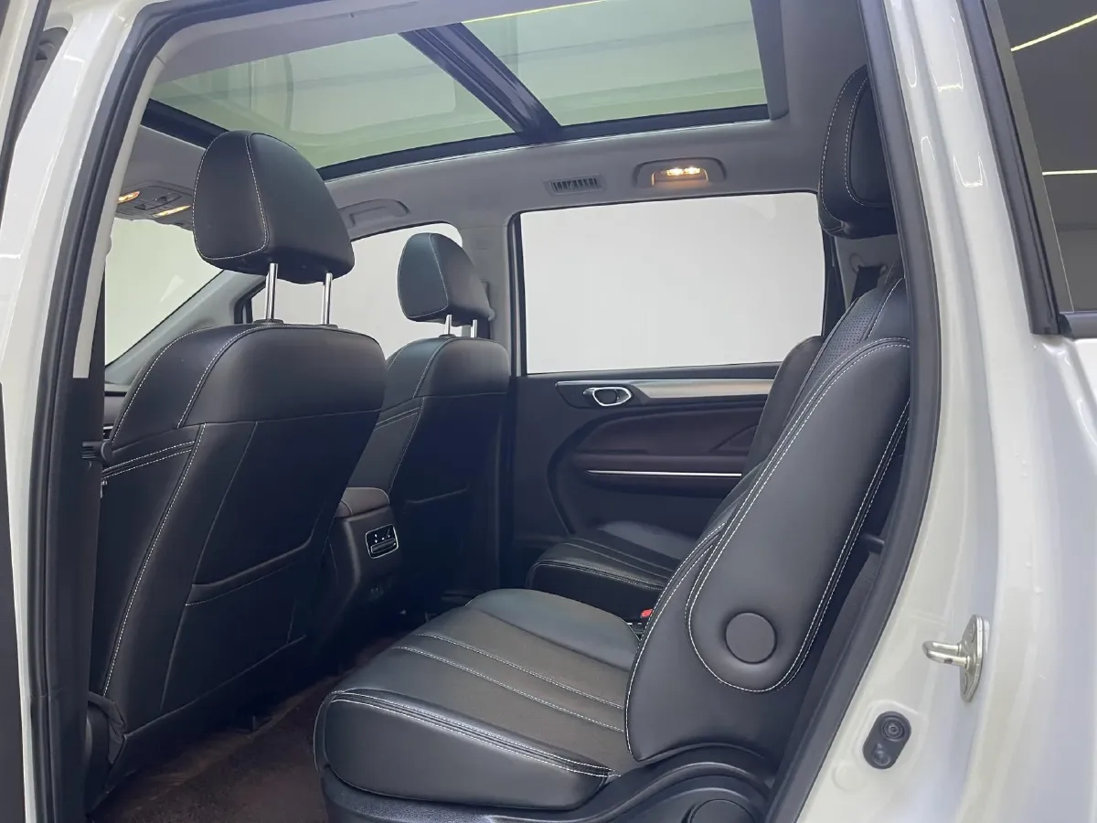 2021 GAC Trumpchi M6 1.5T 169HP L4 7DCT,autocango,china used car exporter,china ev exporter,chinese used car exporter,chinese used ev exporter