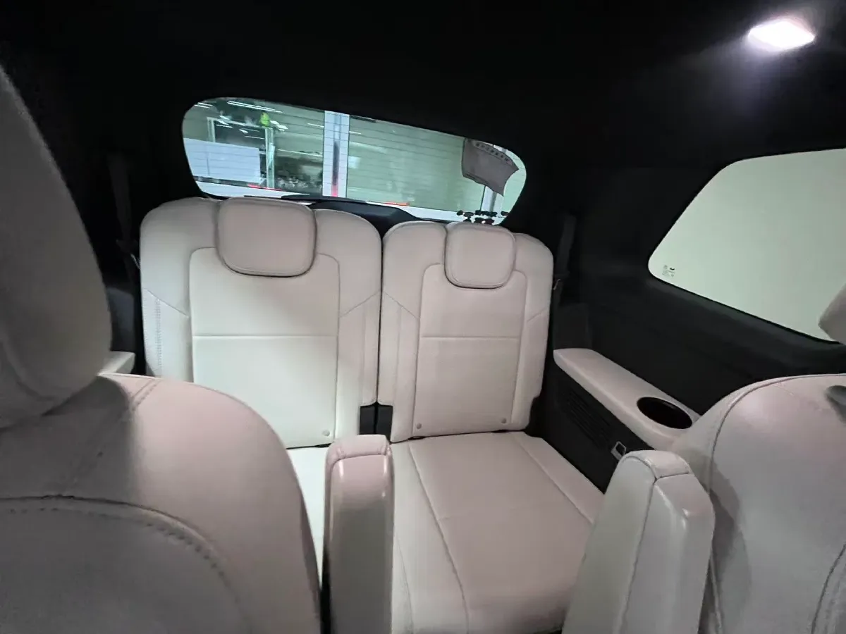 2021 Li ONE Range Extended 131HP REEV 40.5KWH,autocango,china used car exporter,china ev exporter,chinese used car exporter,chinese used ev exporter