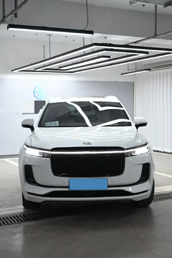 2021 Li ONE Range Extended 131HP REEV 40.5KWH,autocango,china used car exporter,china ev exporter,chinese used car exporter,chinese used ev exporter