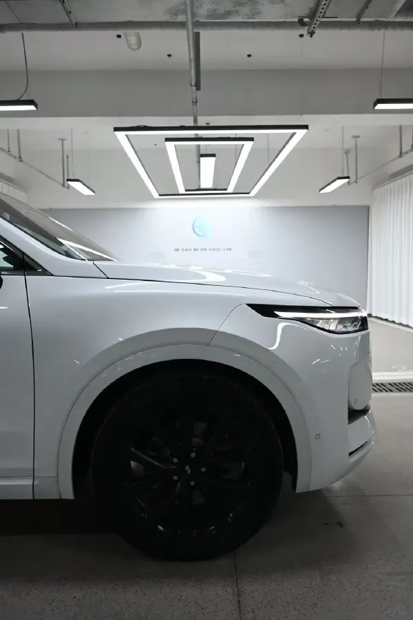 2021 Li ONE Range Extended 131HP REEV 40.5KWH,autocango,china used car exporter,china ev exporter,chinese used car exporter,chinese used ev exporter