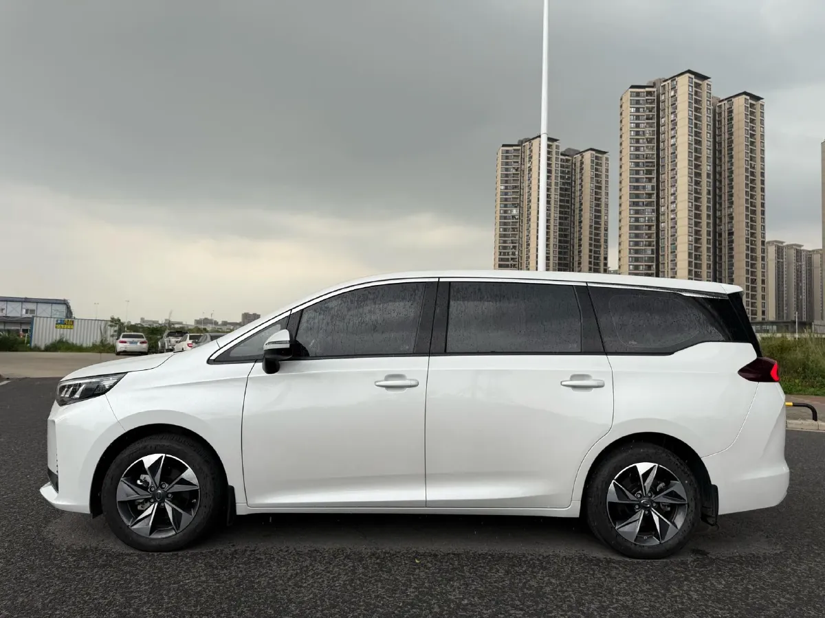 2023 GAC Trumpchi M6 1.5T 177HP L4 7DCT,autocango,china used car exporter,china ev exporter,chinese used car exporter,chinese used ev exporter