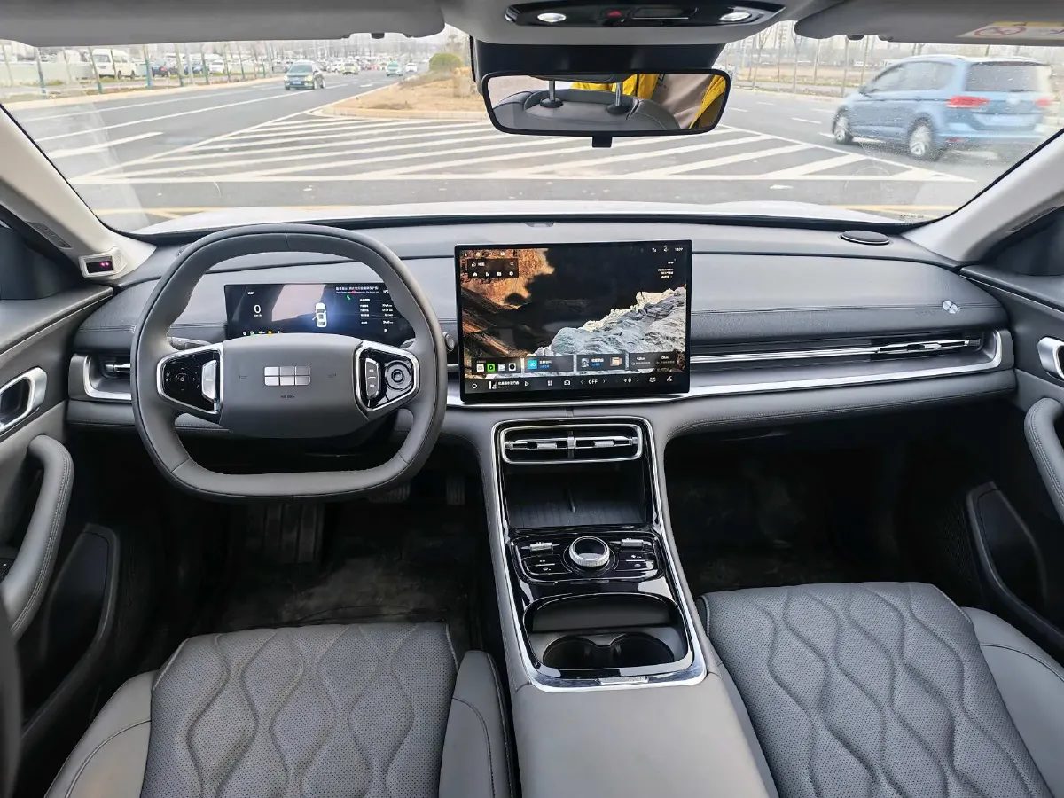 2025 Geely Galaxy A7 1.5L 112HP L4 1DHT PHEV,autocango,china used car exporter,china ev exporter,chinese used car exporter,chinese used ev exporter