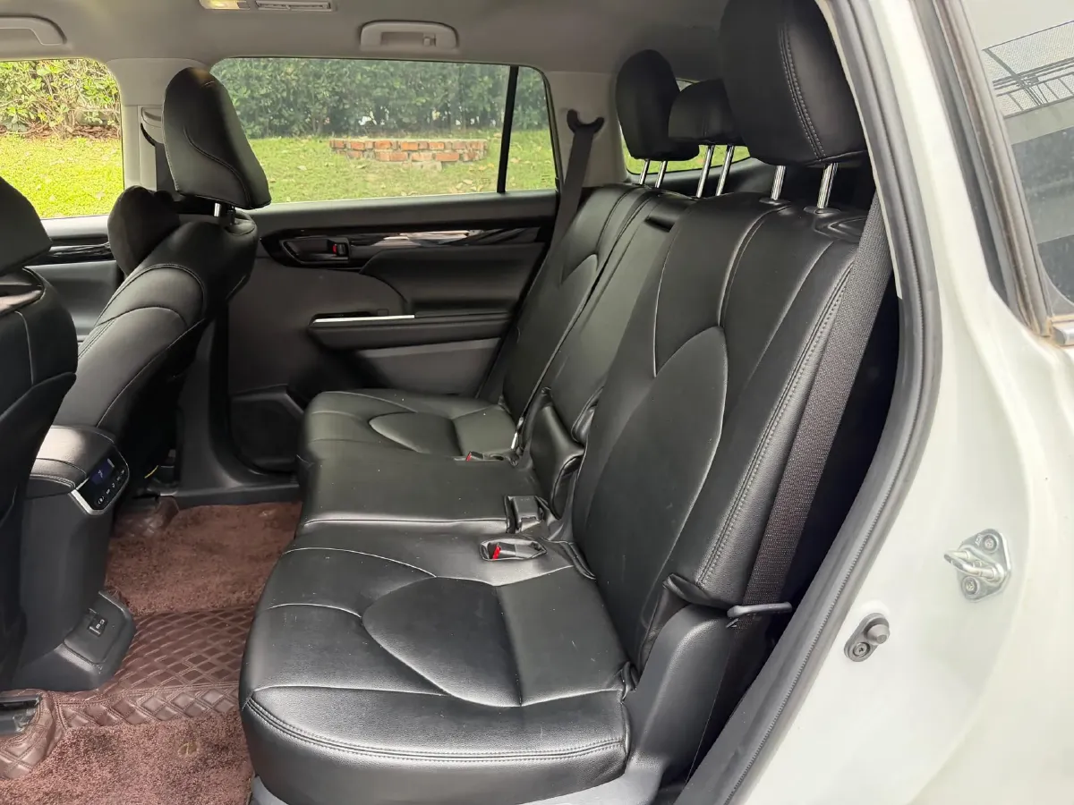 2022 Toyota Highlander 2.5L 192HP L4 E-CVT Hybrid,autocango,china used car exporter,china ev exporter,chinese used car exporter,chinese used ev exporter