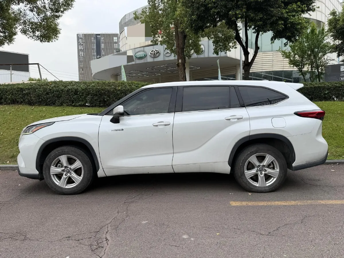 2022 Toyota Highlander 2.5L 192HP L4 E-CVT Hybrid,autocango,china used car exporter,china ev exporter,chinese used car exporter,chinese used ev exporter