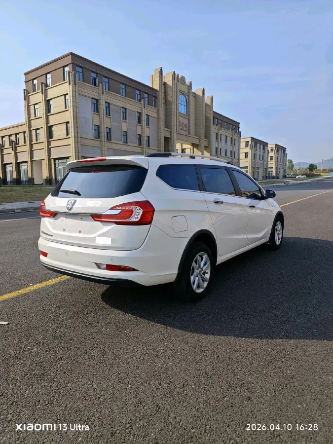 2017 BaoJun 310W 1.5L 112HP L4 6MT,autocango,china used car exporter,china ev exporter,chinese used car exporter,chinese used ev exporter