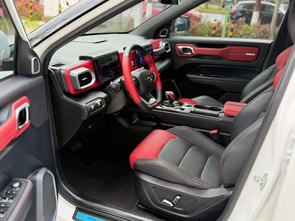 2020 Geely ICON 1.5T 177HP L3 7DCT,autocango,china used car exporter,china ev exporter,chinese used car exporter,chinese used ev exporter