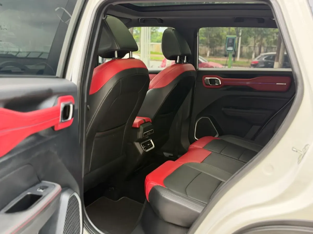 2020 Geely ICON 1.5T 177HP L3 7DCT,autocango,china used car exporter,china ev exporter,chinese used car exporter,chinese used ev exporter