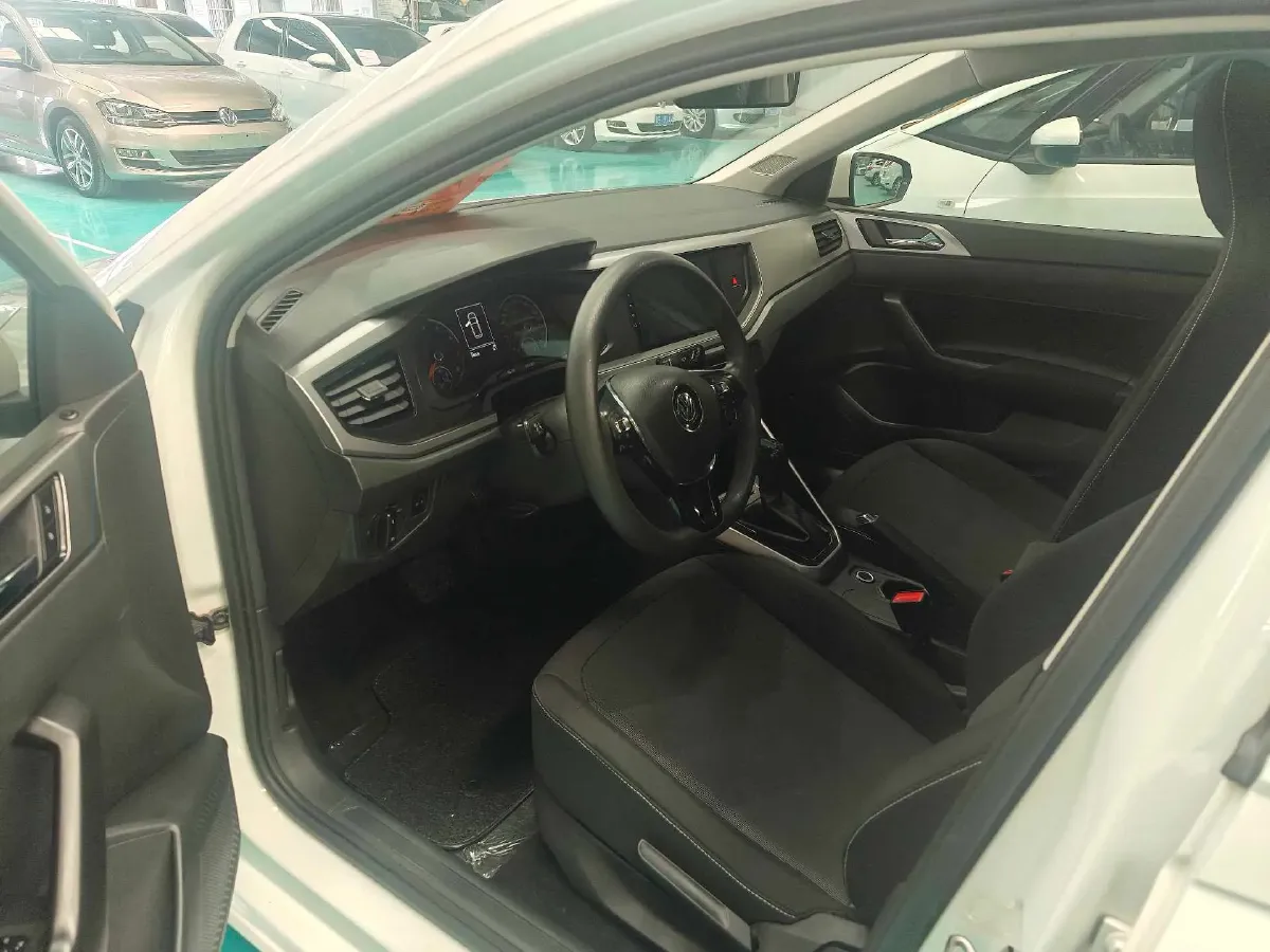 2019 Volkswagen Polo 1.5L 113HP L4 6AT,autocango,china used car exporter,china ev exporter,chinese used car exporter,chinese used ev exporter