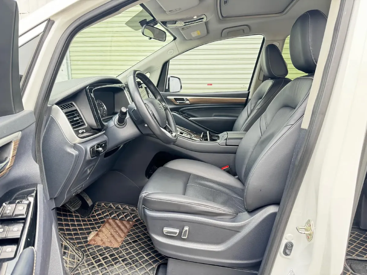 2023 GAC Trumpchi M8 2.0T 252HP L4 8AT,autocango,china used car exporter,china ev exporter,chinese used car exporter,chinese used ev exporter