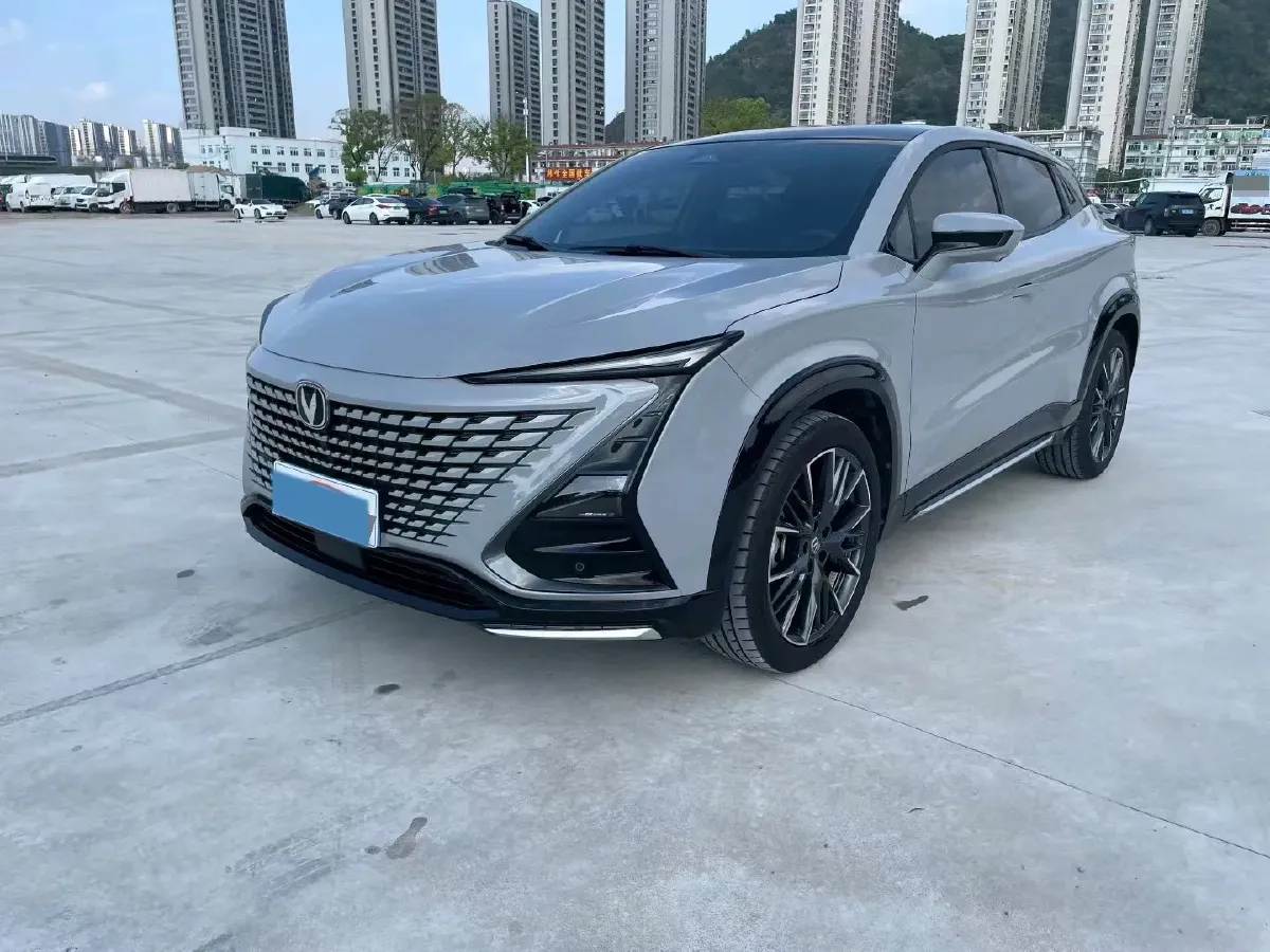 2023 ChangAn UNI-T 1.5T 188HP L4 7DCT,autocango,china used car exporter,china ev exporter,chinese used car exporter,chinese used ev exporter