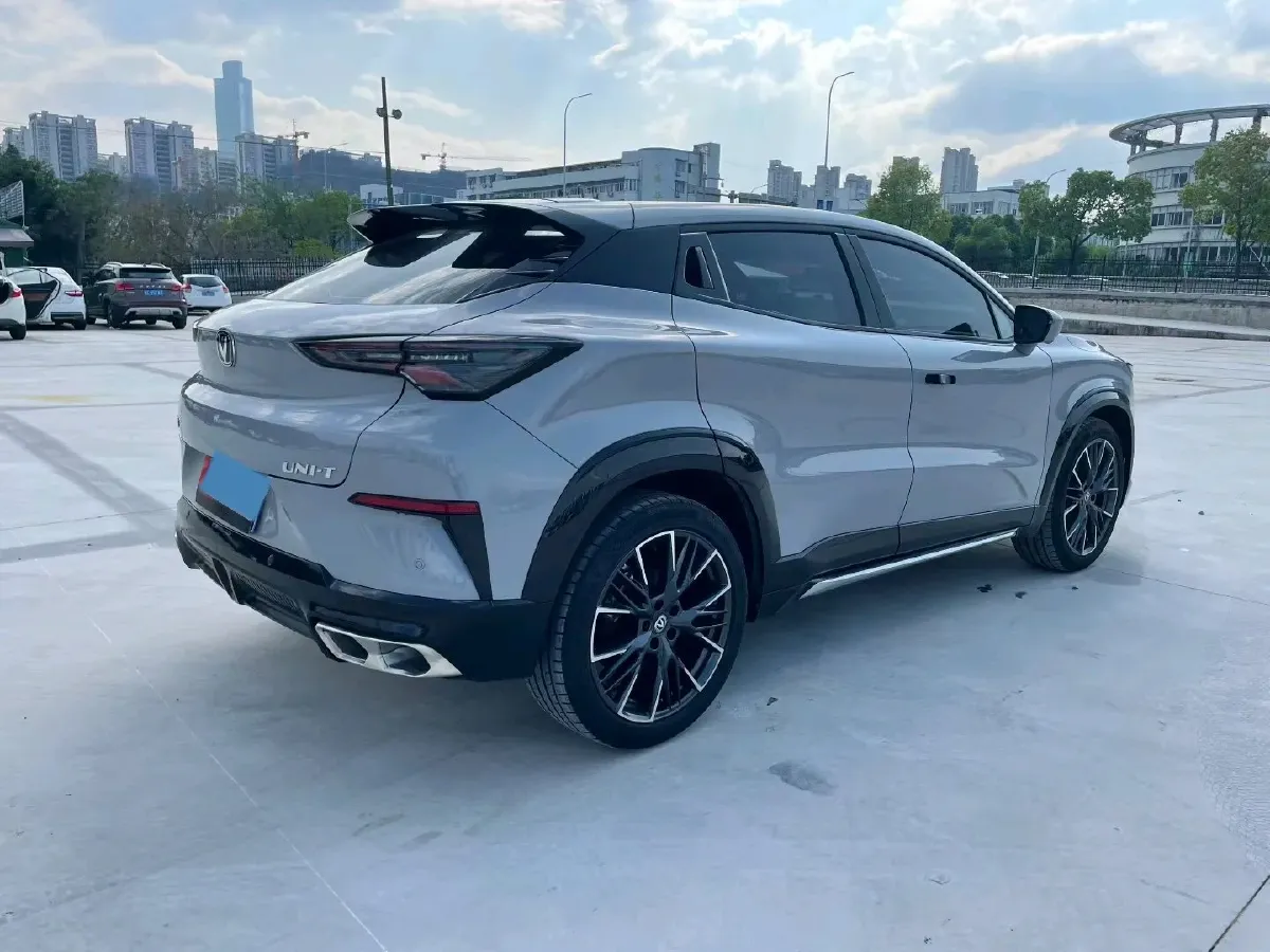2023 ChangAn UNI-T 1.5T 188HP L4 7DCT,autocango,china used car exporter,china ev exporter,chinese used car exporter,chinese used ev exporter