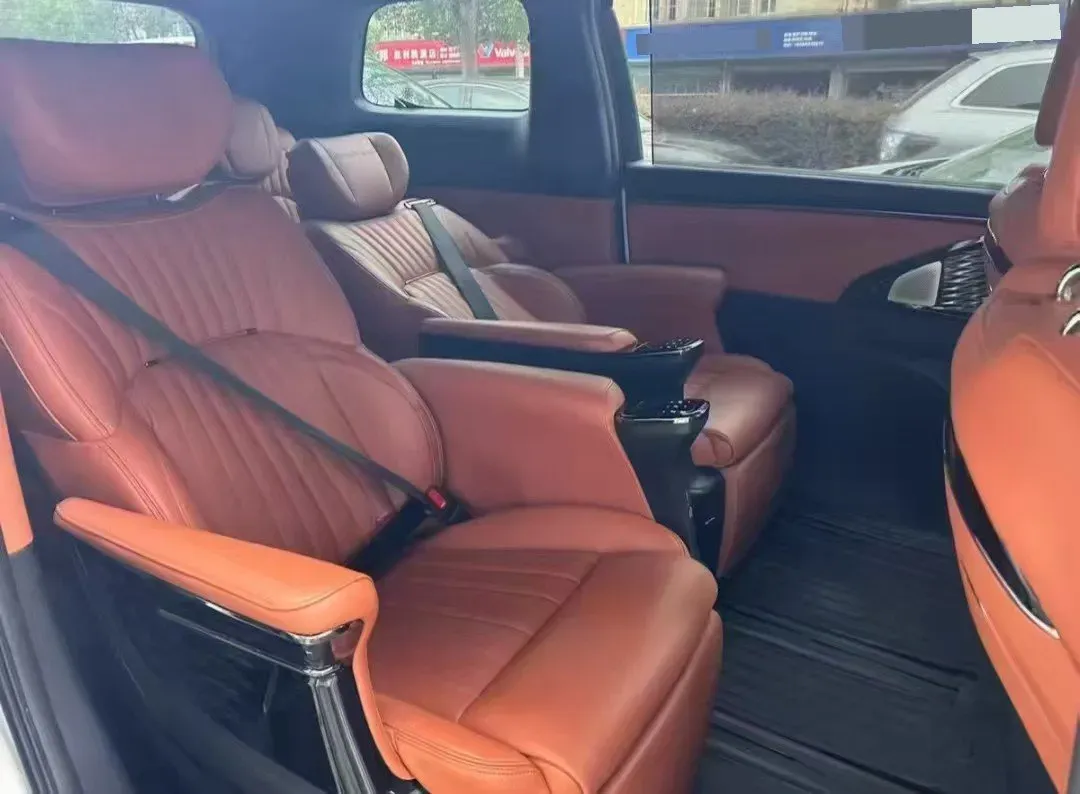 2024 GAC Trumpchi M8 2.0T 190HP L4 E-CVT Hybrid,autocango,china used car exporter,china ev exporter,chinese used car exporter,chinese used ev exporter