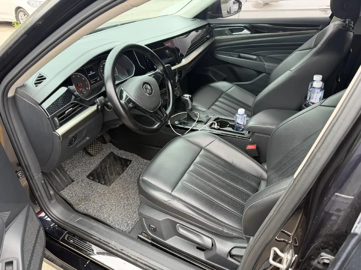 2020 Volkswagen Passat 1.4T 150HP L4 7DCT,autocango,china used car exporter,china ev exporter,chinese used car exporter,chinese used ev exporter