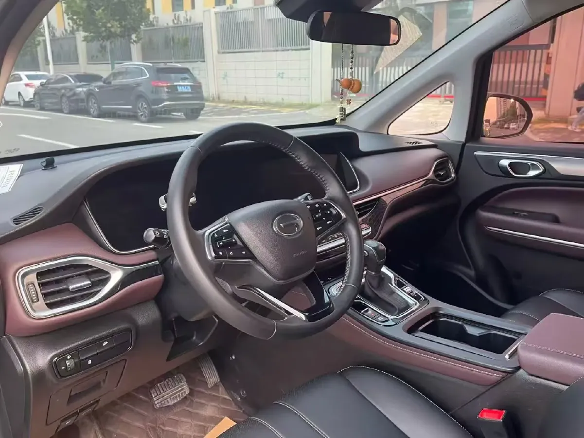 2021 GAC Trumpchi M6 1.5T 169HP L4 7DCT,autocango,china used car exporter,china ev exporter,chinese used car exporter,chinese used ev exporter