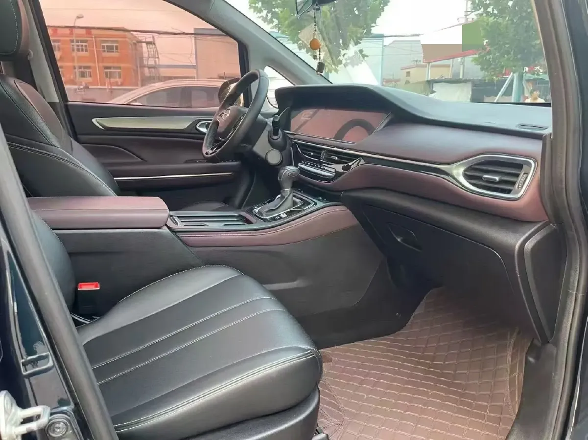 2021 GAC Trumpchi M6 1.5T 169HP L4 7DCT,autocango,china used car exporter,china ev exporter,chinese used car exporter,chinese used ev exporter