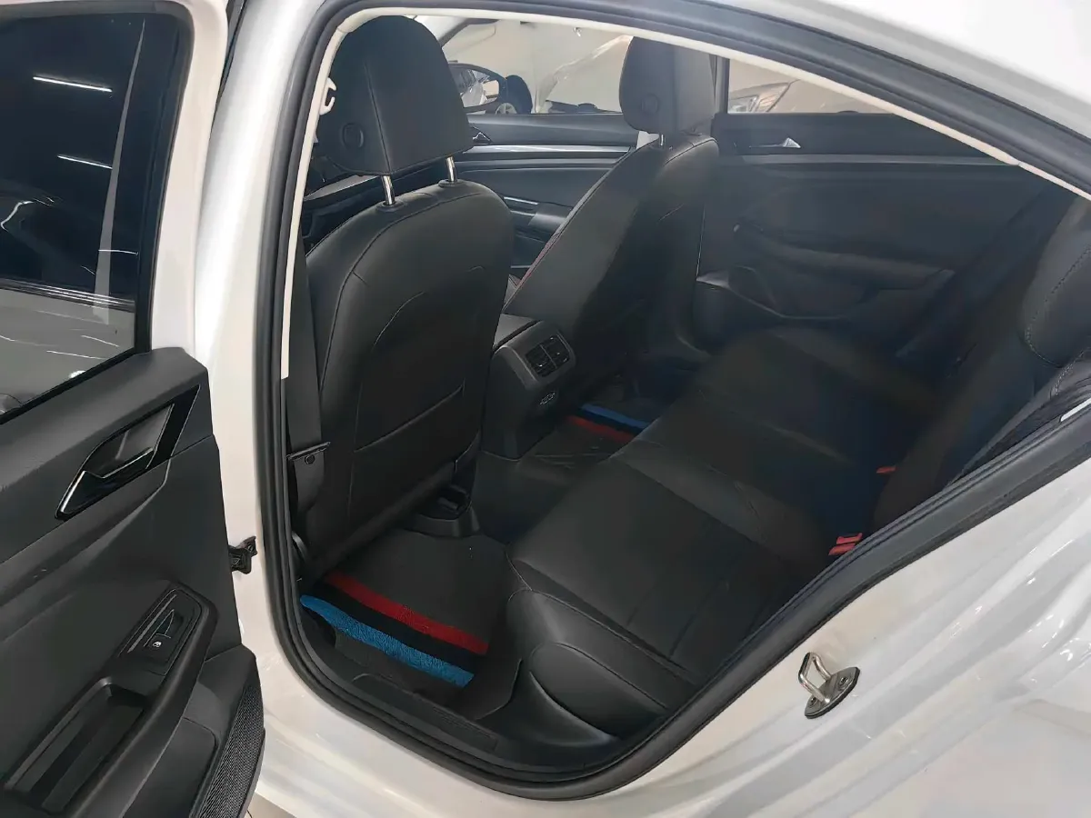 2021 Volkswagen Bora 1.5L 113HP L4 6AT,autocango,china used car exporter,china ev exporter,chinese used car exporter,chinese used ev exporter