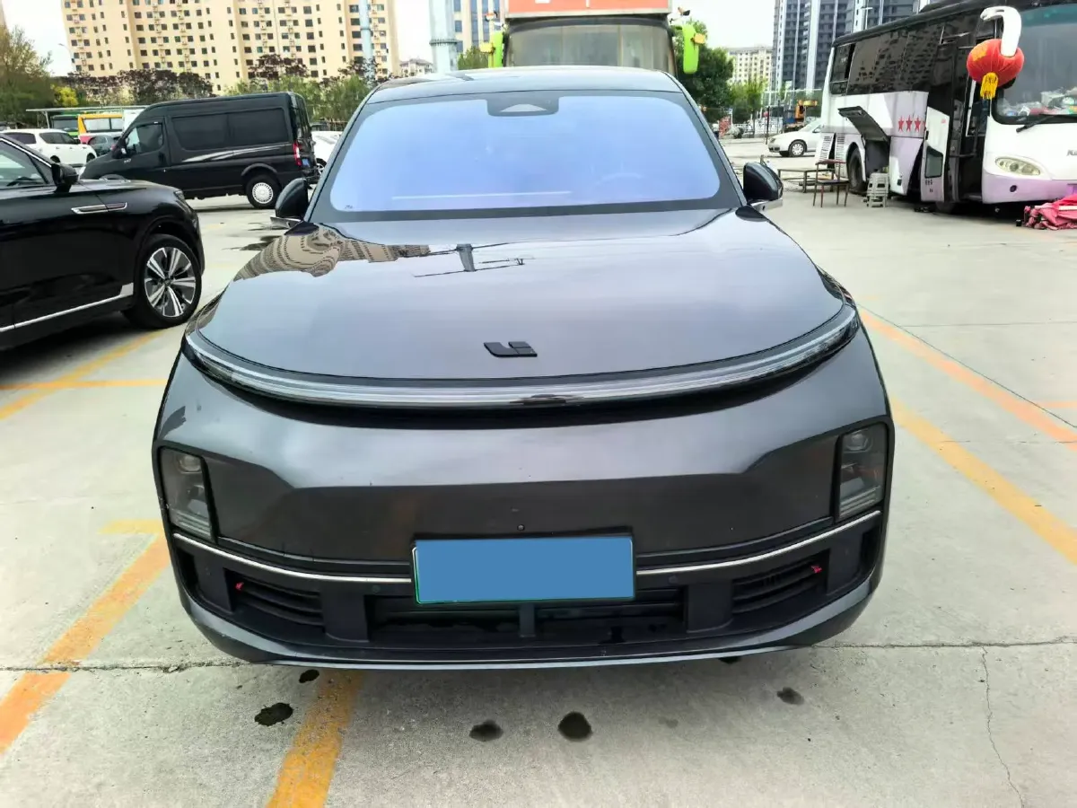 2023 Li L8 Range Extended 154HP REEV 40.9KWH,autocango,china used car exporter,china ev exporter,chinese used car exporter,chinese used ev exporter