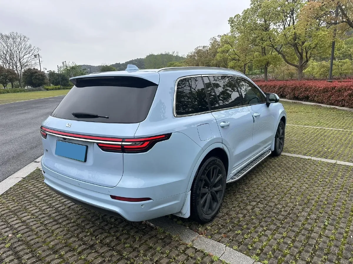 2020 Li ONE Range Extended 131HP REEV 40.5KWH,autocango,china used car exporter,china ev exporter,chinese used car exporter,chinese used ev exporter