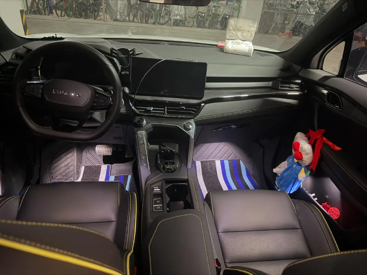 2023 LYNK&CO 06 1.5T 181HP L4 7DCT,autocango,china used car exporter,china ev exporter,chinese used car exporter,chinese used ev exporter