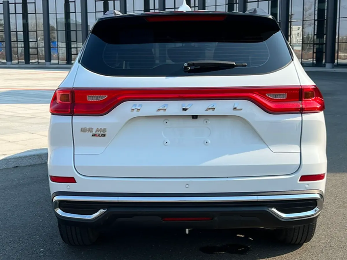 2021 Haval M6 1.5T 150HP L4 7DCT,autocango,china used car exporter,china ev exporter,chinese used car exporter,chinese used ev exporter