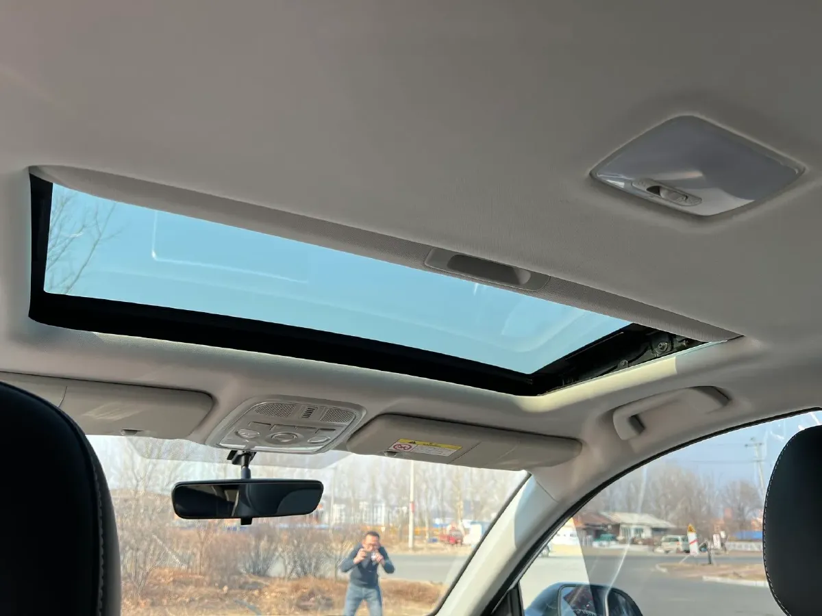 2021 Haval M6 1.5T 150HP L4 7DCT,autocango,china used car exporter,china ev exporter,chinese used car exporter,chinese used ev exporter