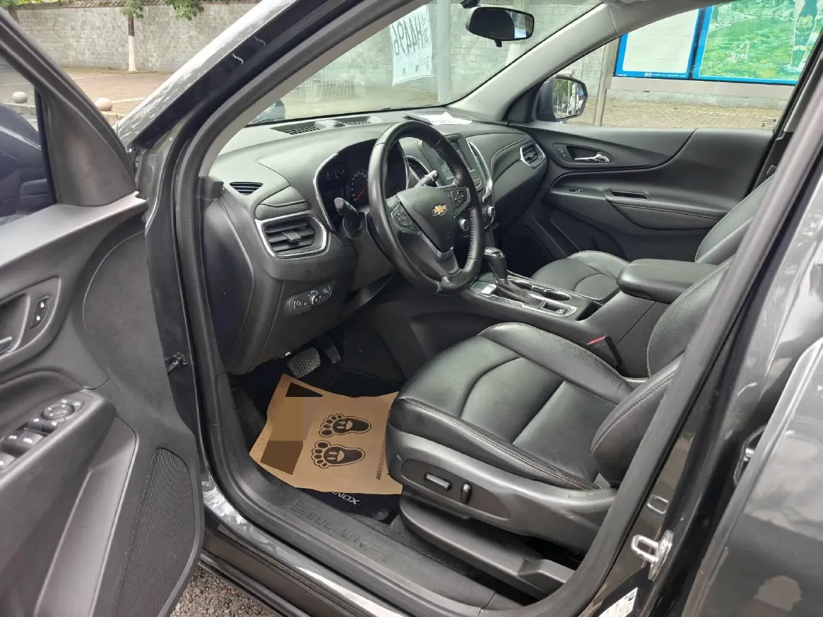 2019 Chevrolet Equinox 1.5T 169HP L4 6AT,autocango,china used car exporter,china ev exporter,chinese used car exporter,chinese used ev exporter