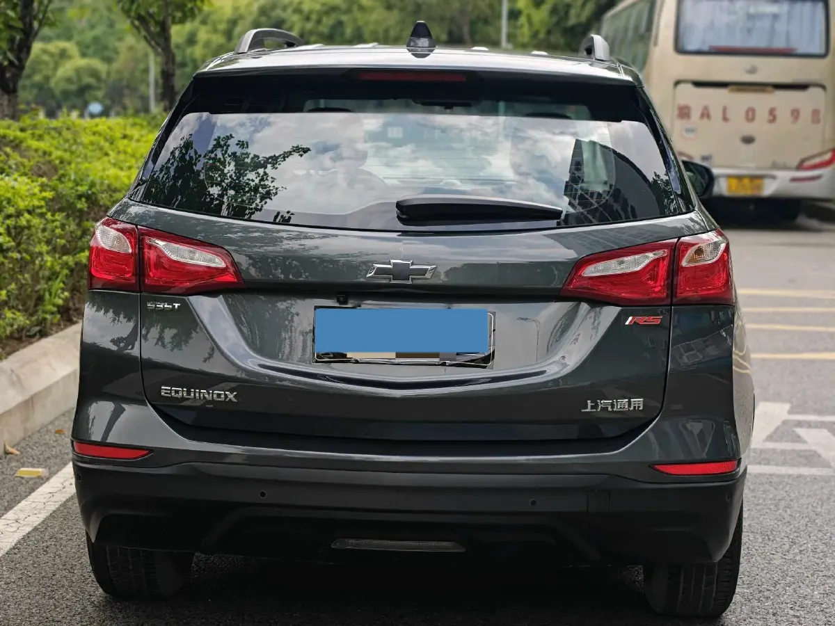 2019 Chevrolet Equinox 1.5T 169HP L4 6AT,autocango,china used car exporter,china ev exporter,chinese used car exporter,chinese used ev exporter