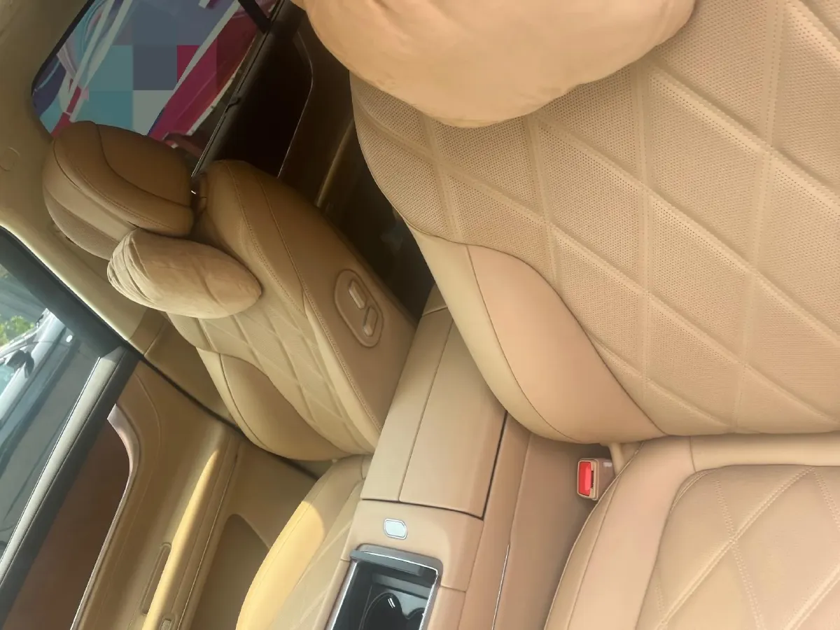 2025 AITO AITO M9 REEV 160HP REEV 52KWH,autocango,china used car exporter,china ev exporter,chinese used car exporter,chinese used ev exporter