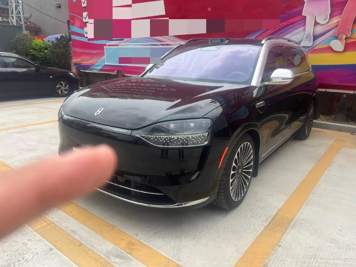 2025 AITO AITO M9 REEV 160HP REEV 52KWH,autocango,china used car exporter,china ev exporter,chinese used car exporter,chinese used ev exporter