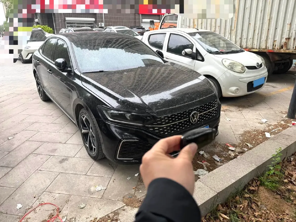 2024 Volkswagen Passat 2.0T 220HP L4 7DCT,autocango,china used car exporter,china ev exporter,chinese used car exporter,chinese used ev exporter