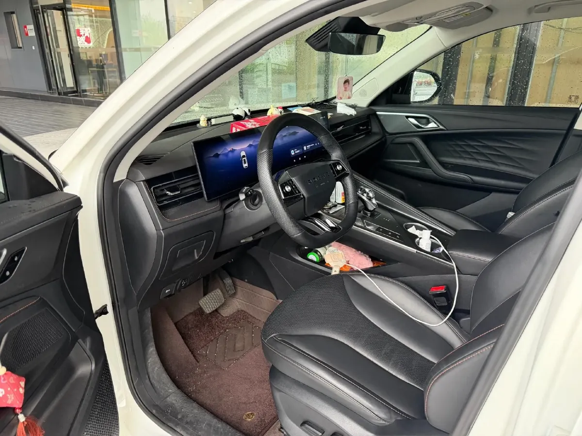 2023 Roewe RX5 1.5T 188HP L4 7DCT,autocango,china used car exporter,china ev exporter,chinese used car exporter,chinese used ev exporter