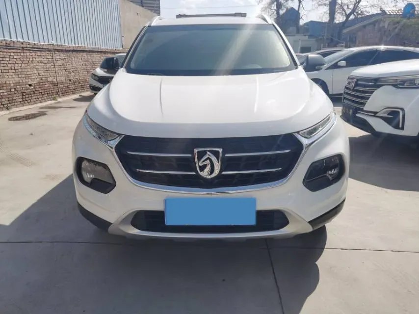 2017 HaiMa S5 Young Edition 1.6L 122HP L4 5MT,autocango,china used car exporter,china ev exporter,chinese used car exporter,chinese used ev exporter