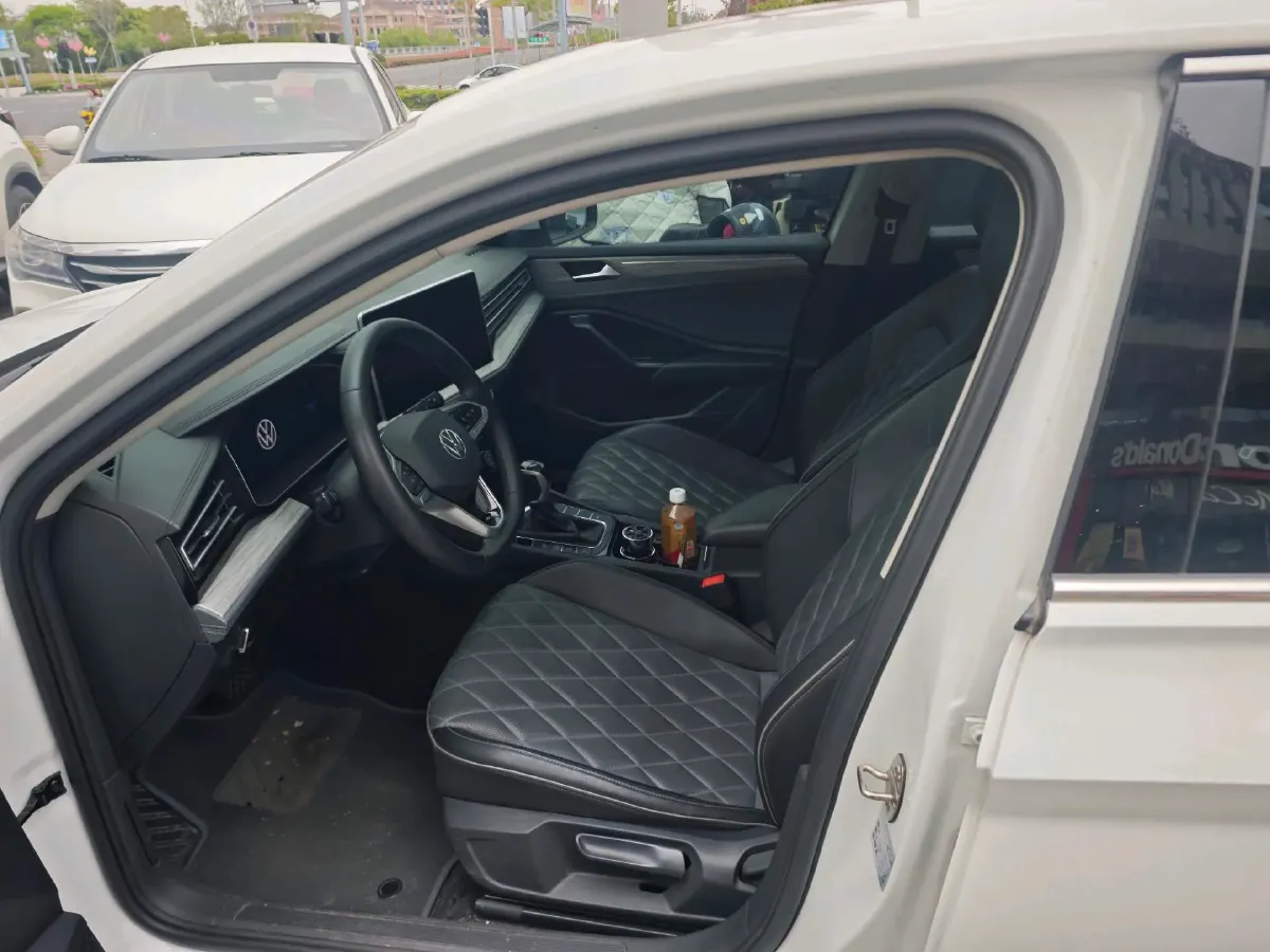 2023 Volkswagen Sagitar 1.5T 160HP L4 7DCT,autocango,china used car exporter,china ev exporter,chinese used car exporter,chinese used ev exporter