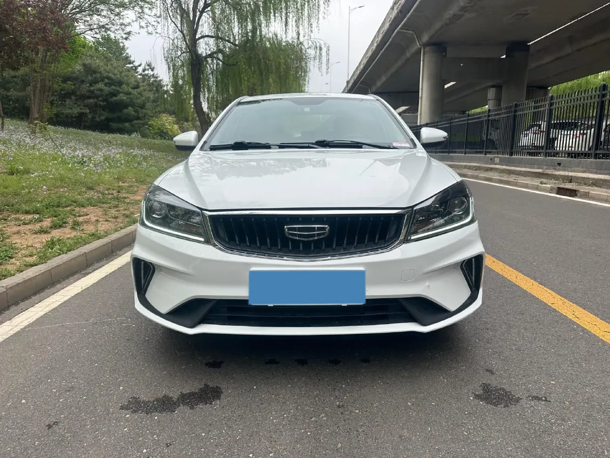 2021 BaoJun 530 1.5T 147HP L4 CVT,autocango,china used car exporter,china ev exporter,chinese used car exporter,chinese used ev exporter