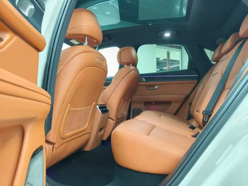 2025 AITO AITO M5 1.5T 152HP L4 REEV 42KWH,autocango,china used car exporter,china ev exporter,chinese used car exporter,chinese used ev exporter