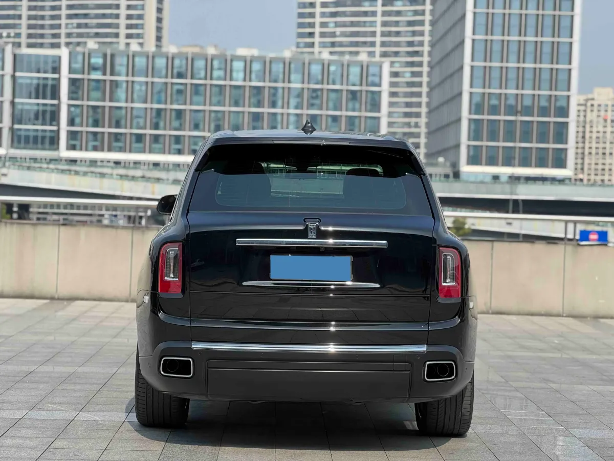 2018 Rolls-Royce Cullinan 6.7T 571HP V12 8AT,autocango,china used car exporter,china ev exporter,chinese used car exporter,chinese used ev exporter