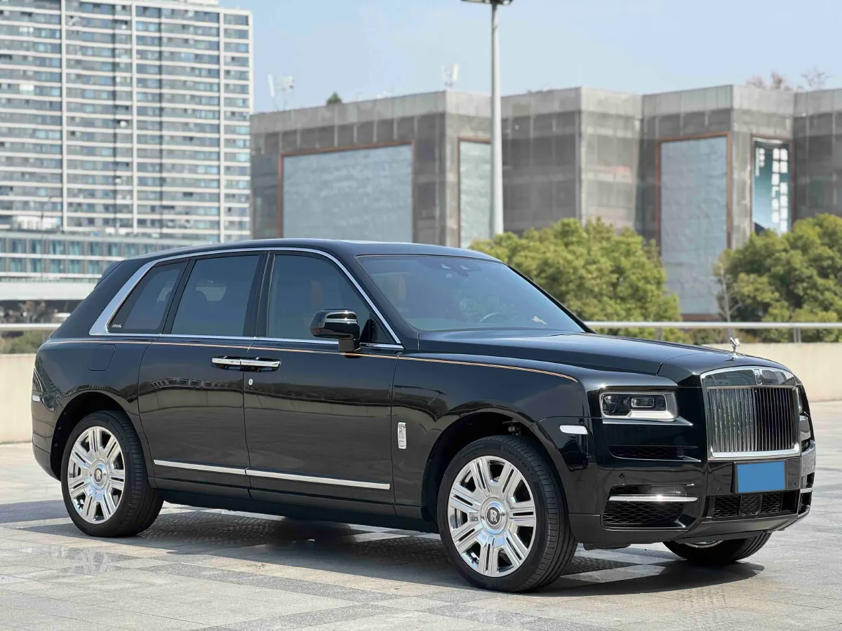 2018 Rolls-Royce Cullinan 6.7T 571HP V12 8AT,autocango,china used car exporter,china ev exporter,chinese used car exporter,chinese used ev exporter