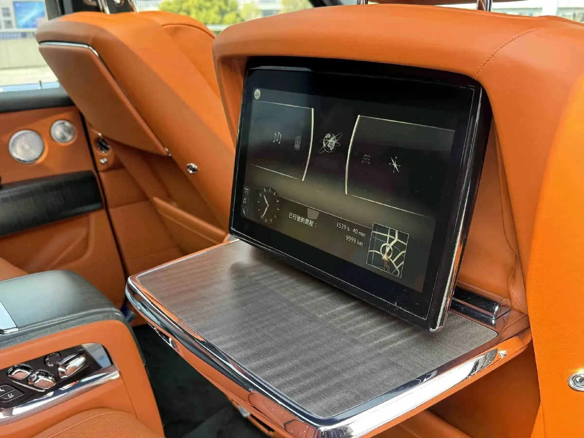 2018 Rolls-Royce Cullinan 6.7T 571HP V12 8AT,autocango,china used car exporter,china ev exporter,chinese used car exporter,chinese used ev exporter