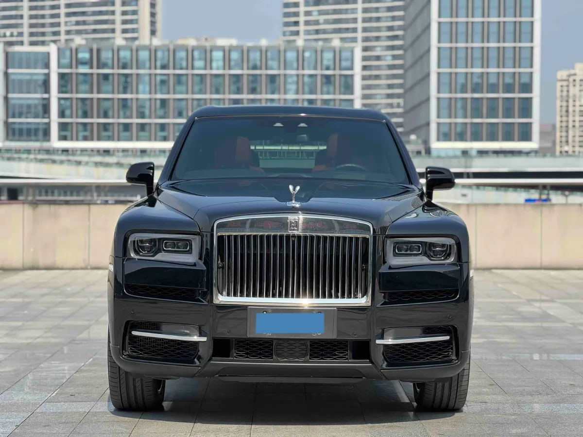 2018 Rolls-Royce Cullinan 6.7T 571HP V12 8AT,autocango,china used car exporter,china ev exporter,chinese used car exporter,chinese used ev exporter
