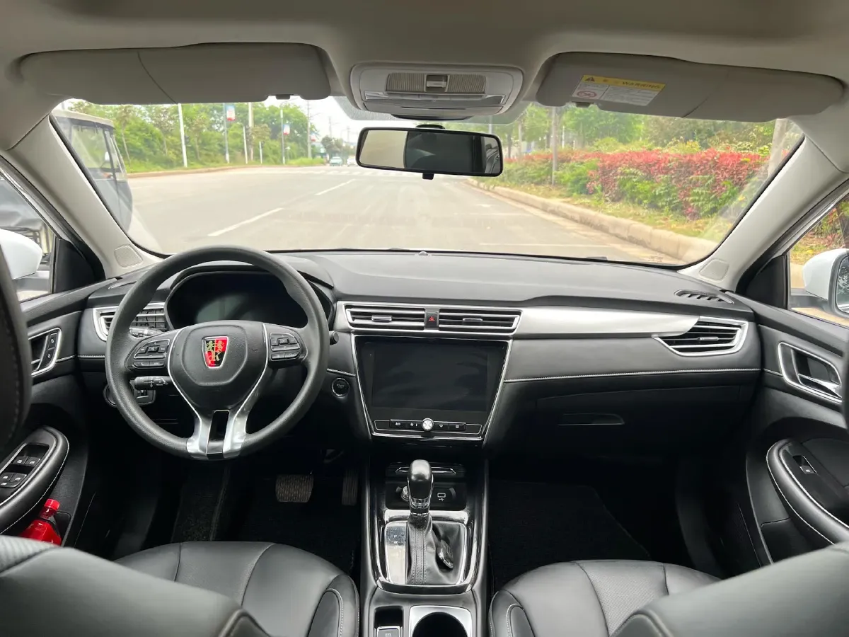 2019 Roewe i5 1.5L 120HP L4 CVT,autocango,china used car exporter,china ev exporter,chinese used car exporter,chinese used ev exporter