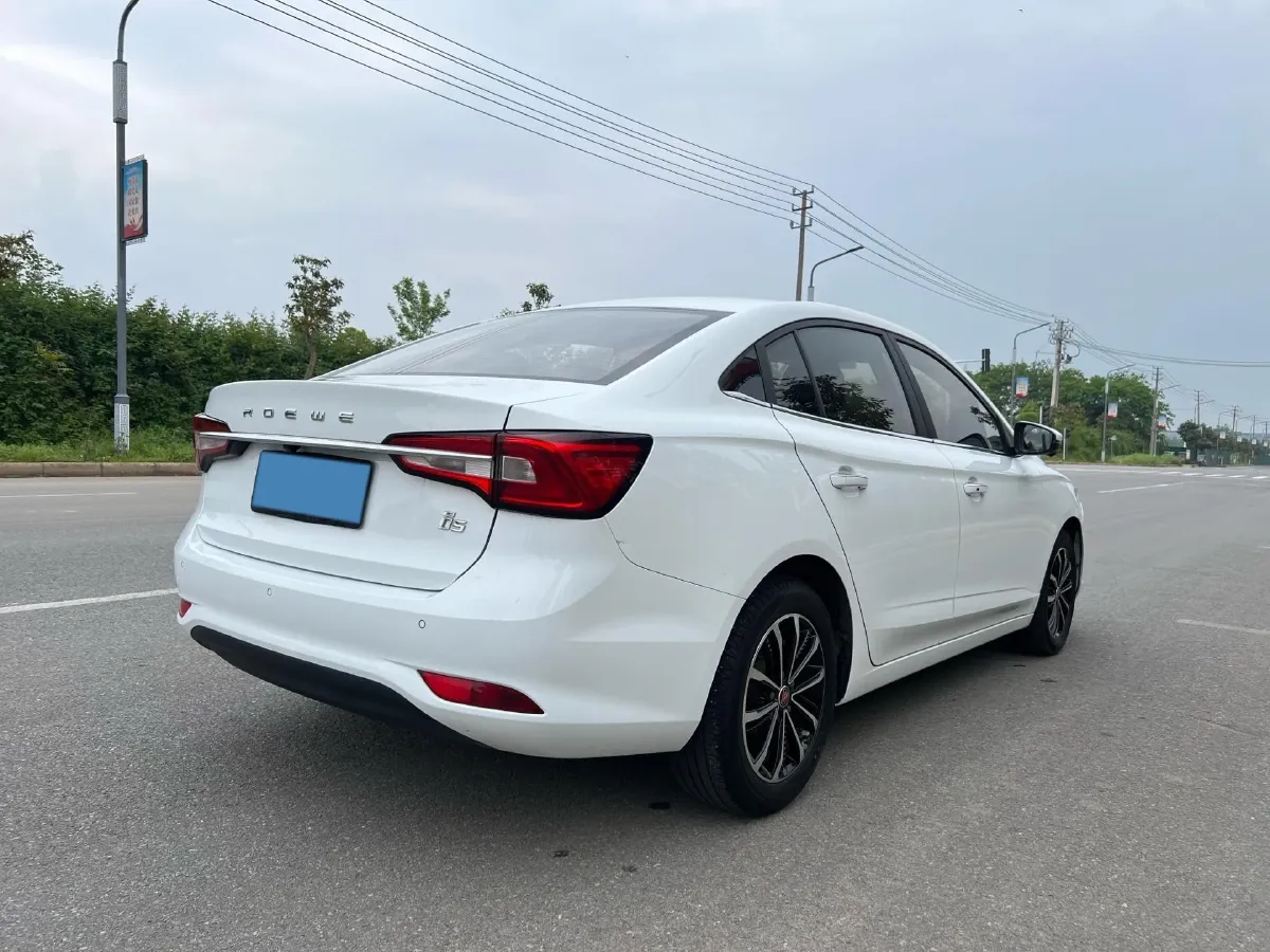 2019 Roewe i5 1.5L 120HP L4 CVT,autocango,china used car exporter,china ev exporter,chinese used car exporter,chinese used ev exporter