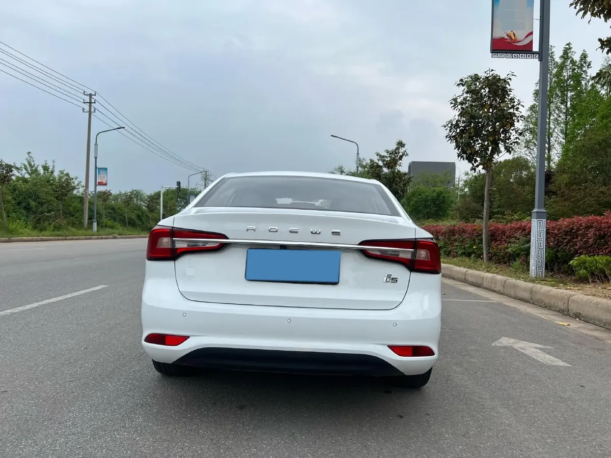 2019 Roewe i5 1.5L 120HP L4 CVT,autocango,china used car exporter,china ev exporter,chinese used car exporter,chinese used ev exporter