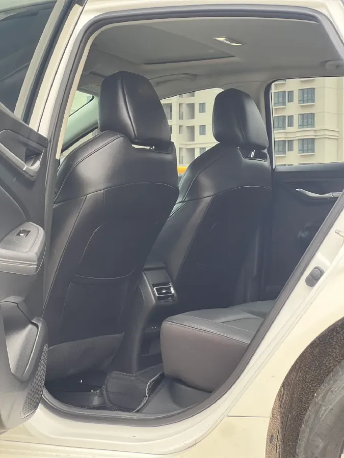 2022 ChangAn Eado 1.6L 128HP L4 CVT,autocango,china used car exporter,china ev exporter,chinese used car exporter,chinese used ev exporter