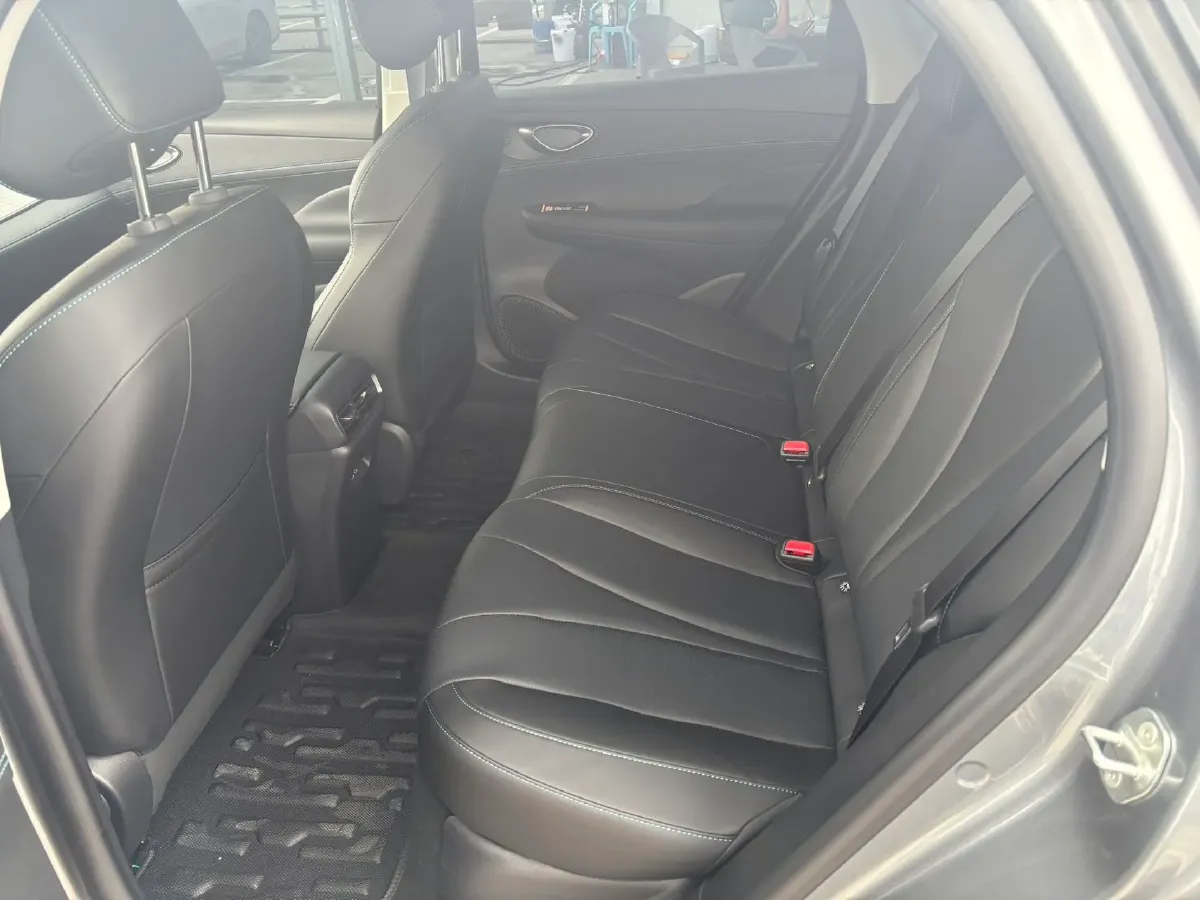 2026 BYD Seal05 DM-i 1.5L 101HP L4 E-CVT PHEV,autocango,china used car exporter,china ev exporter,chinese used car exporter,chinese used ev exporter