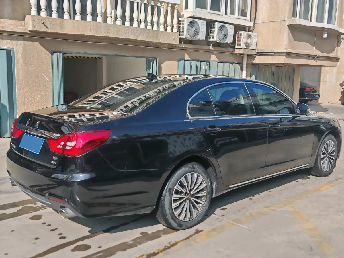 2021 HongQi H7 1.8T 188HP L4 6AT,autocango,china used car exporter,china ev exporter,chinese used car exporter,chinese used ev exporter